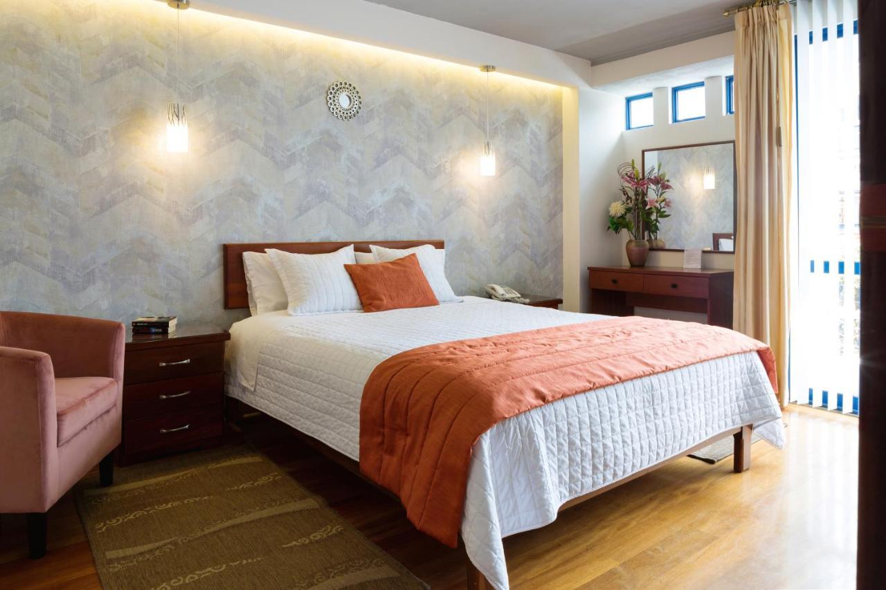 Suites Metropoli Quito Zewnętrze zdjęcie