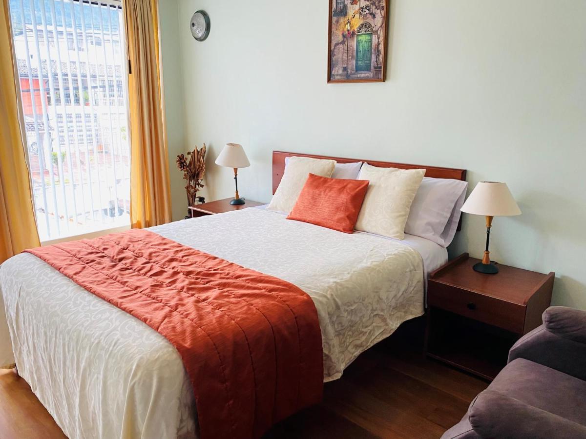 Suites Metropoli Quito Zewnętrze zdjęcie