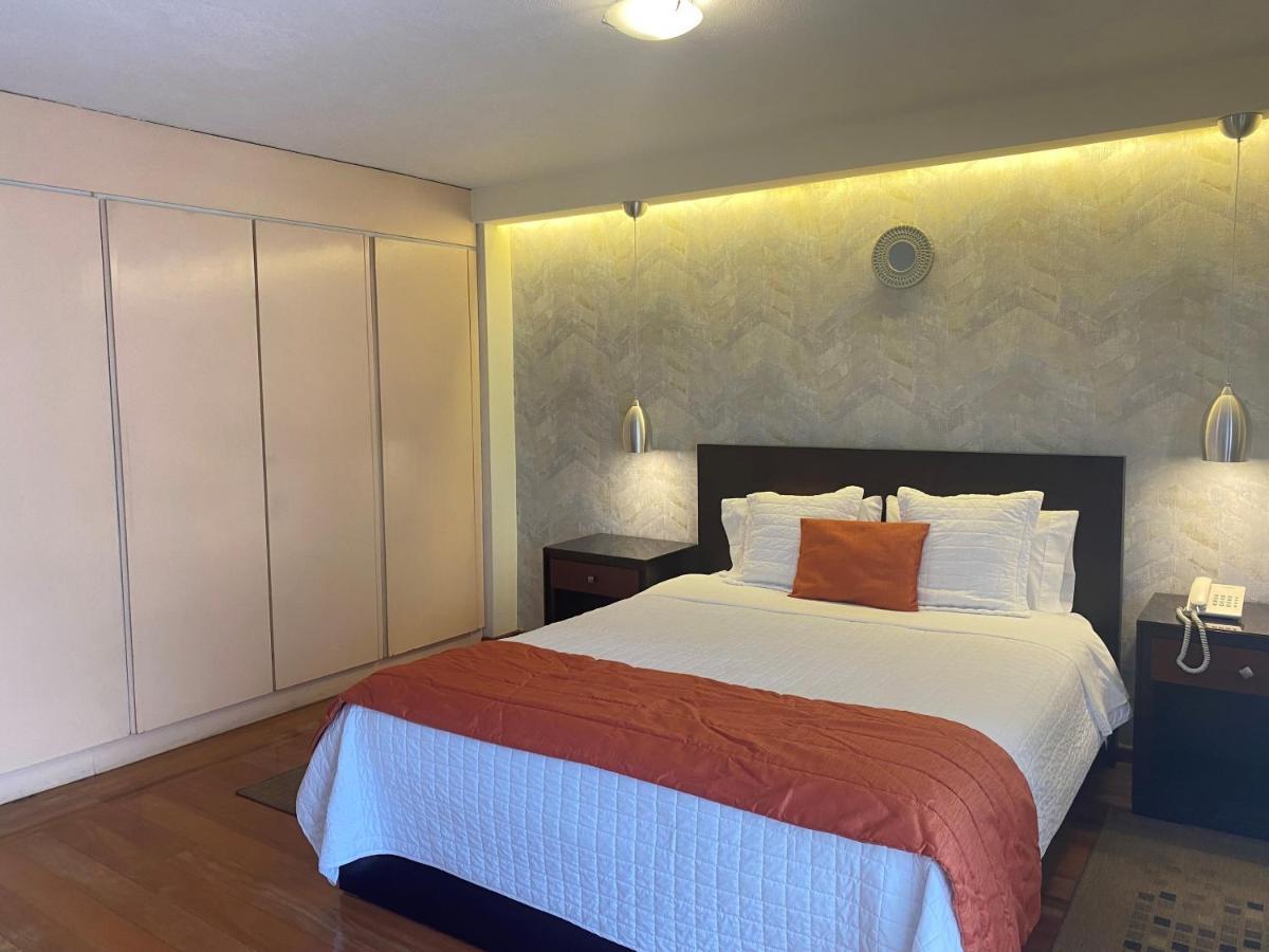 Suites Metropoli Quito Zewnętrze zdjęcie